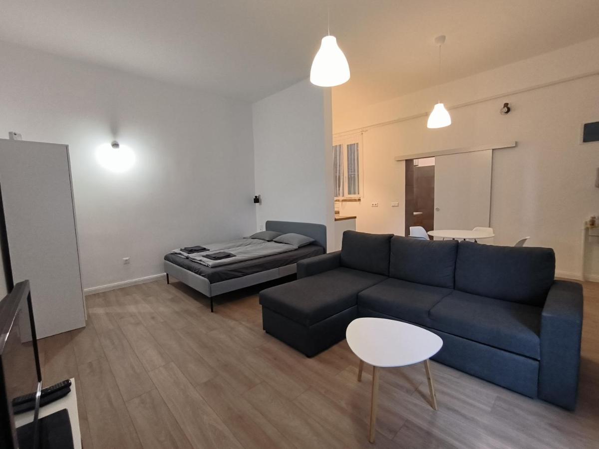 Dob-lak With Free Parking Apartment *
